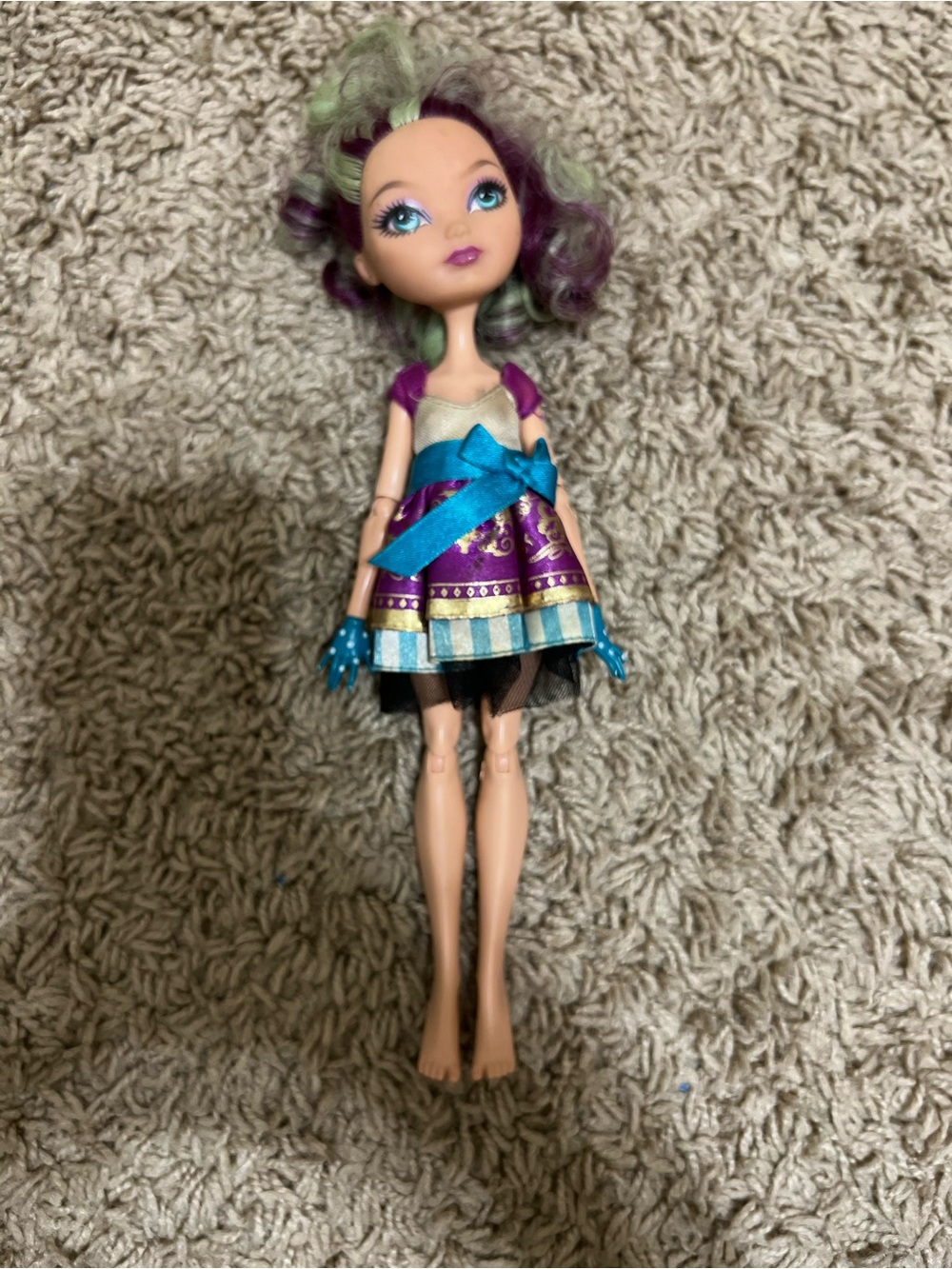 Ever after high doll OOB no accessories